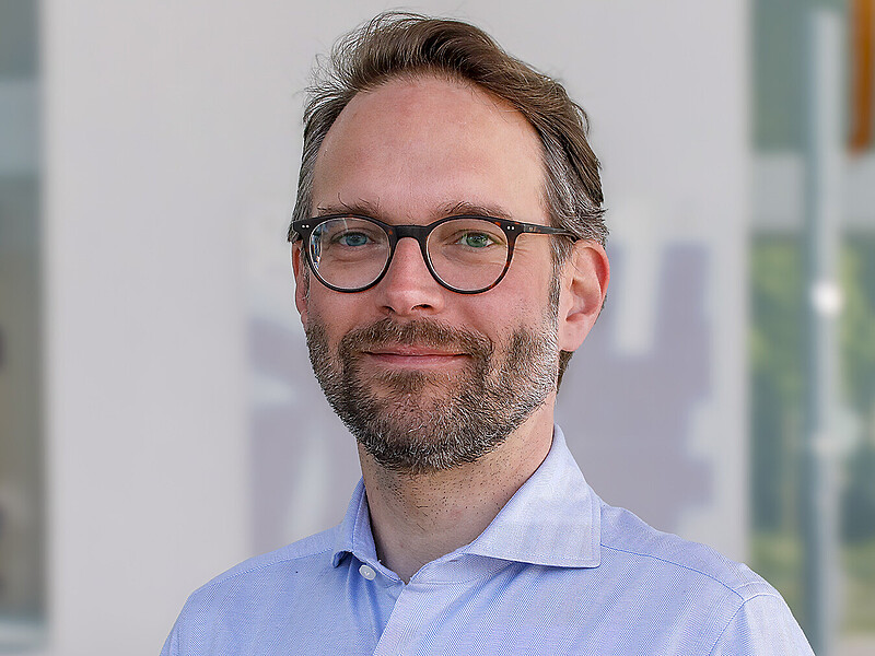 Jörg Kretzschmar smiles into the camera.